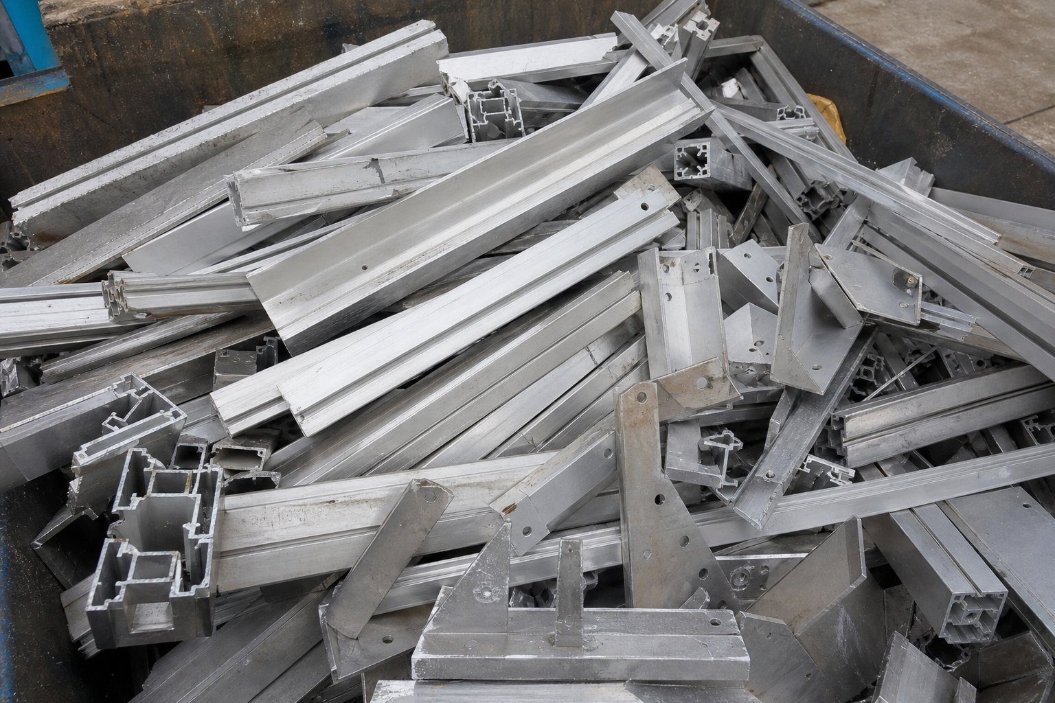 Alüminyum Profil ve Parçalar Nasıl Hazırlanır? uygulama örneği